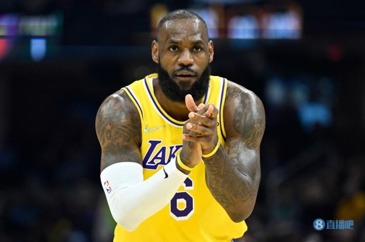 记者：西海岸下周二在杭州集结，杭州备战期间要踢一场热身赛（记者：西海岸队下周二赴杭集结，驻杭备战期间将进行一场热身赛）