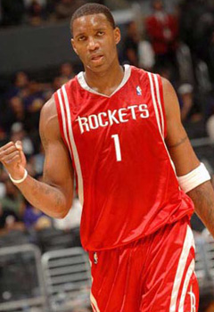 剑南春｜米兰1-0拉齐奥暂登顶，莱奥制胜，托莫里献助攻（剑南春｜莱奥一锤定音托莫里送助攻，米兰1-0力克拉齐奥暂居榜首）