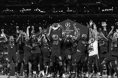 韩国杯半场：李洞俊补时收空门大礼建功，光州暂0-1全北