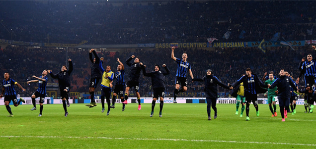 那不勒斯欲租曼联中场梅诺并承担全额薪资