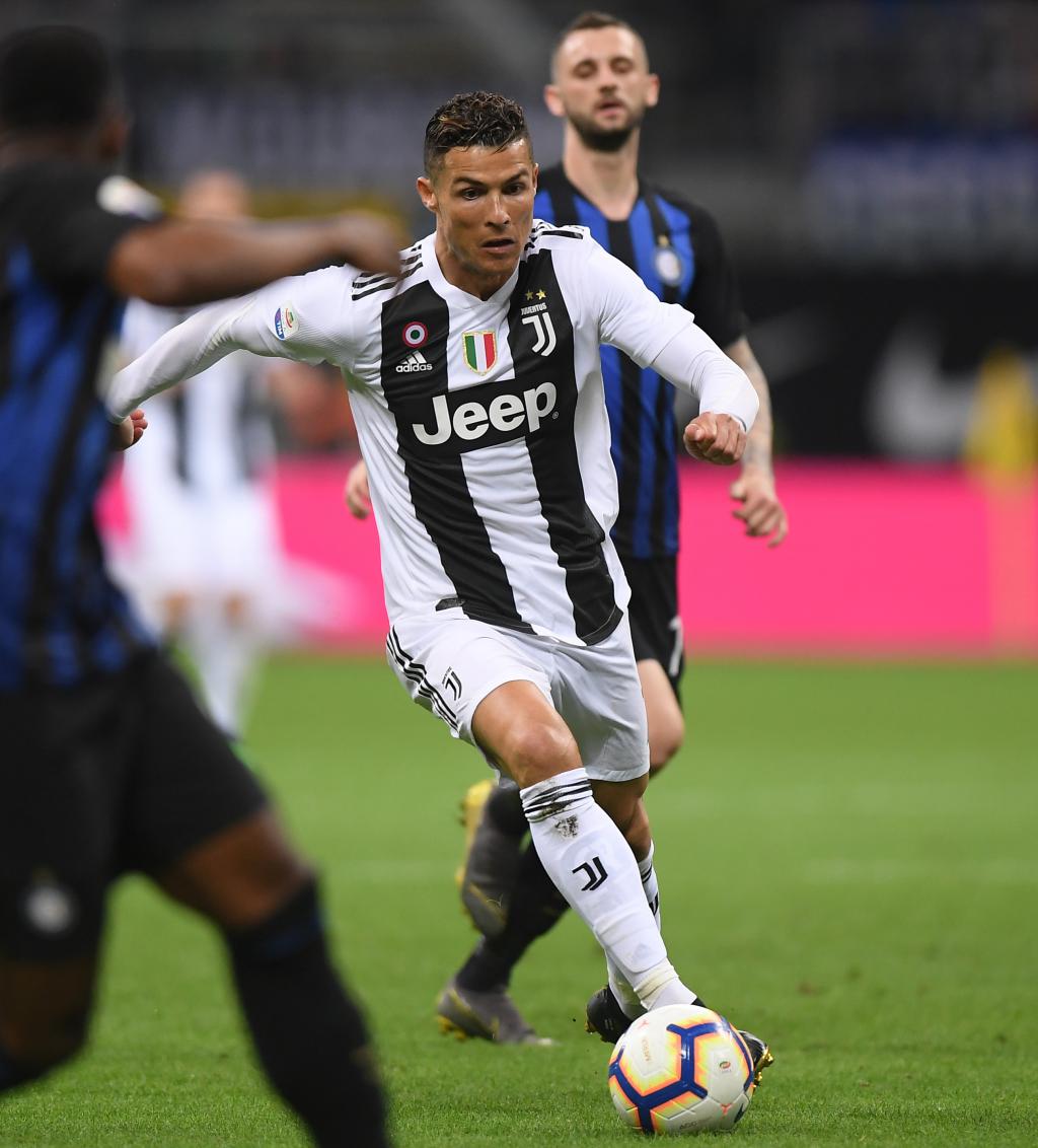 日职联半场：莱奥建功，知念庆破门被吹，鹿岛1-0横滨水手