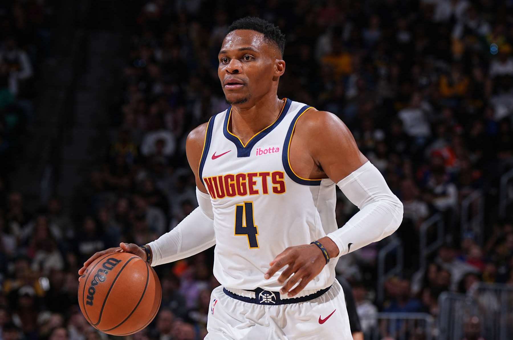 为什么哈维·阿隆索在皇家马德里的生存机会微乎其微（哈维·阿隆索为何难以在皇家马德里立足）