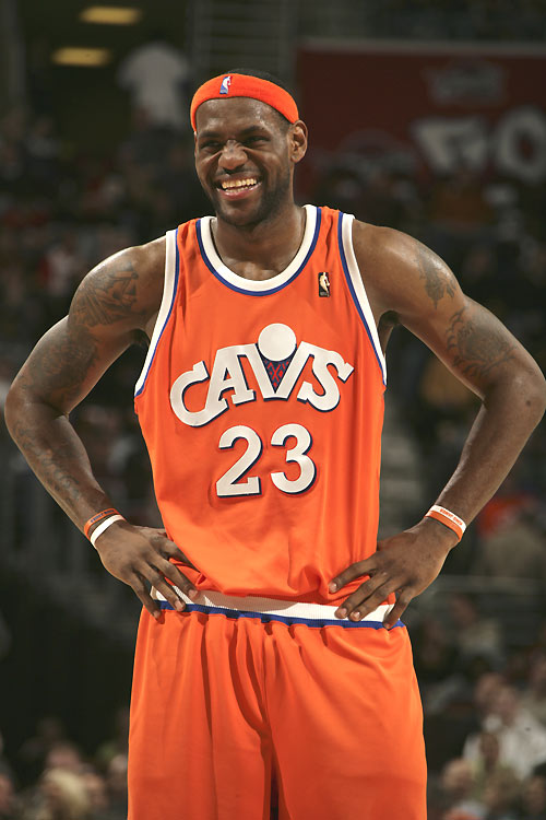 意媒：那不勒斯仍未能敲定胡安卢，狼队与森林已加入竞争（意媒：那不勒斯迟未敲定胡安卢，狼队与诺丁汉森林加入争夺）