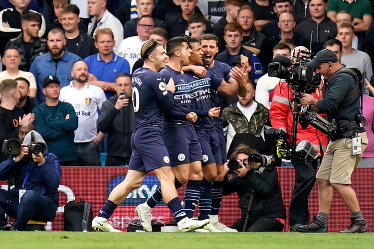 曼联红魔主场零封埃弗顿（曼联主场完封埃弗顿）