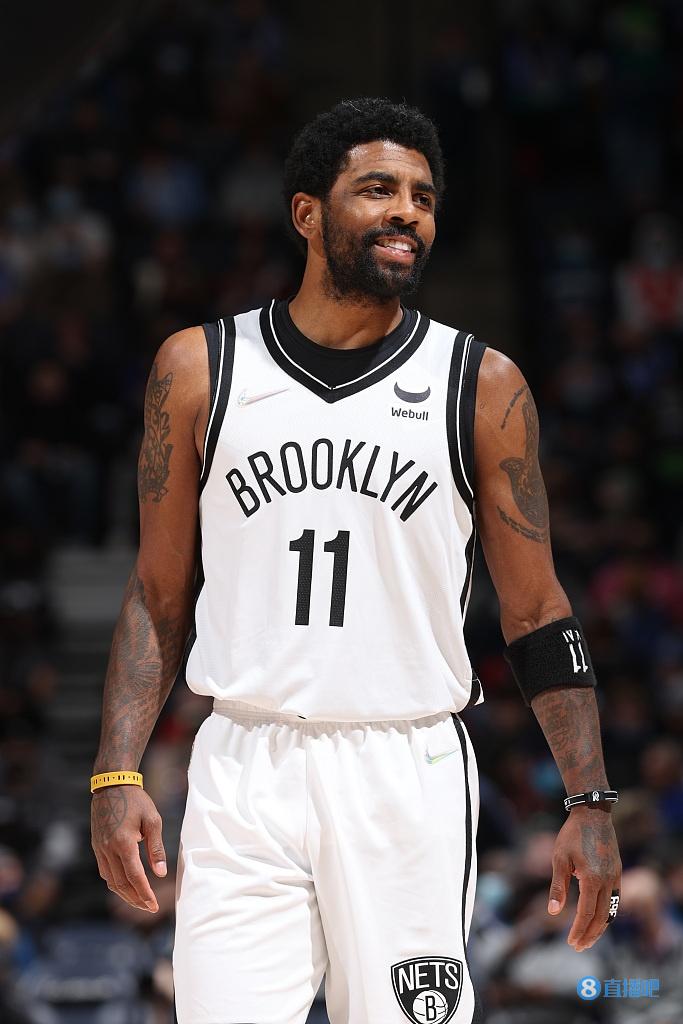 被与梅西比较？伦纳特-卡尔：我不能和他相比，他是我的偶像（回应被拿来与梅西比较，伦纳特-卡尔：无法相提并论，他是我的偶像）