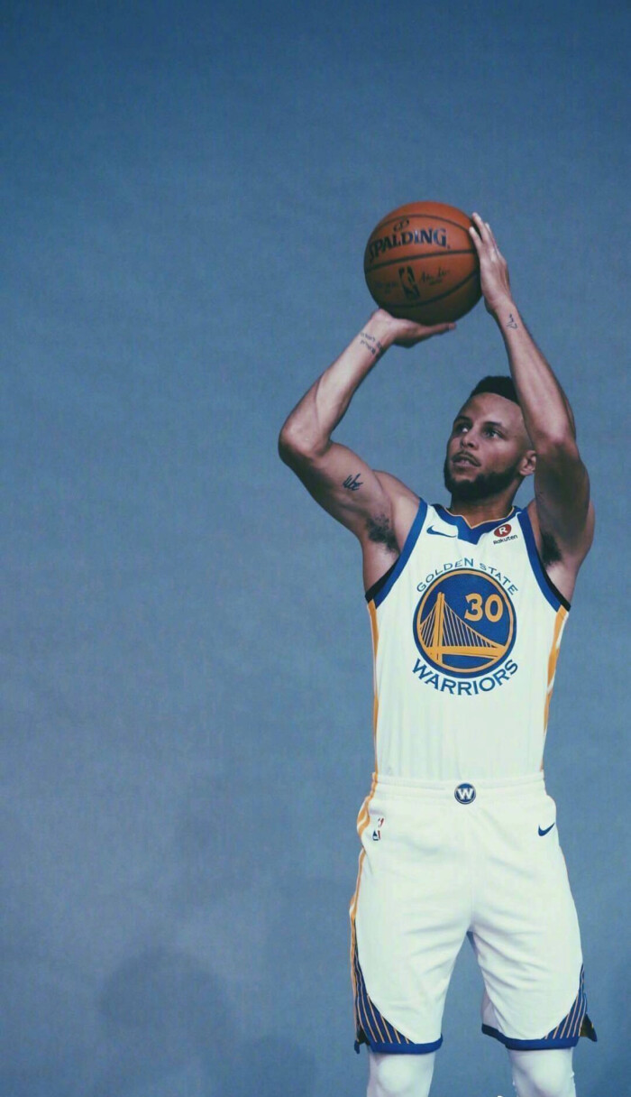 曾经的前场搭档！安东尼和拉什福德拥抱这一刻，你想到了什么？（安东尼与拉什福德相拥：昔日前场拍档这一瞬，你想到了什么？）