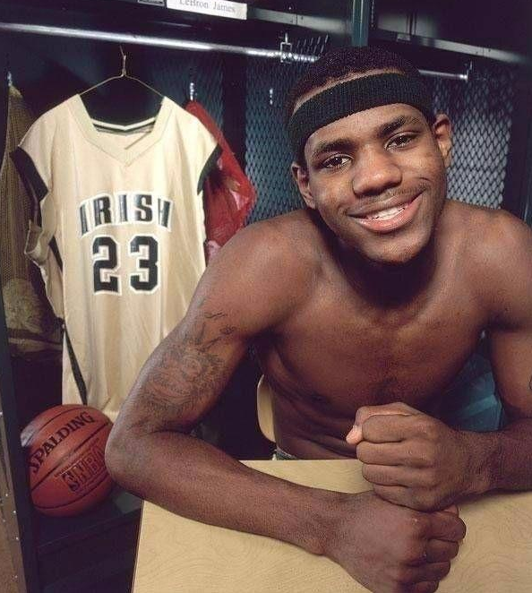 记者：韩鹏仍是泰山主帅，但俱乐部需要找个名义上的“主帅”（记者：韩鹏继续执掌泰山，俱乐部需另找一位名义主帅）